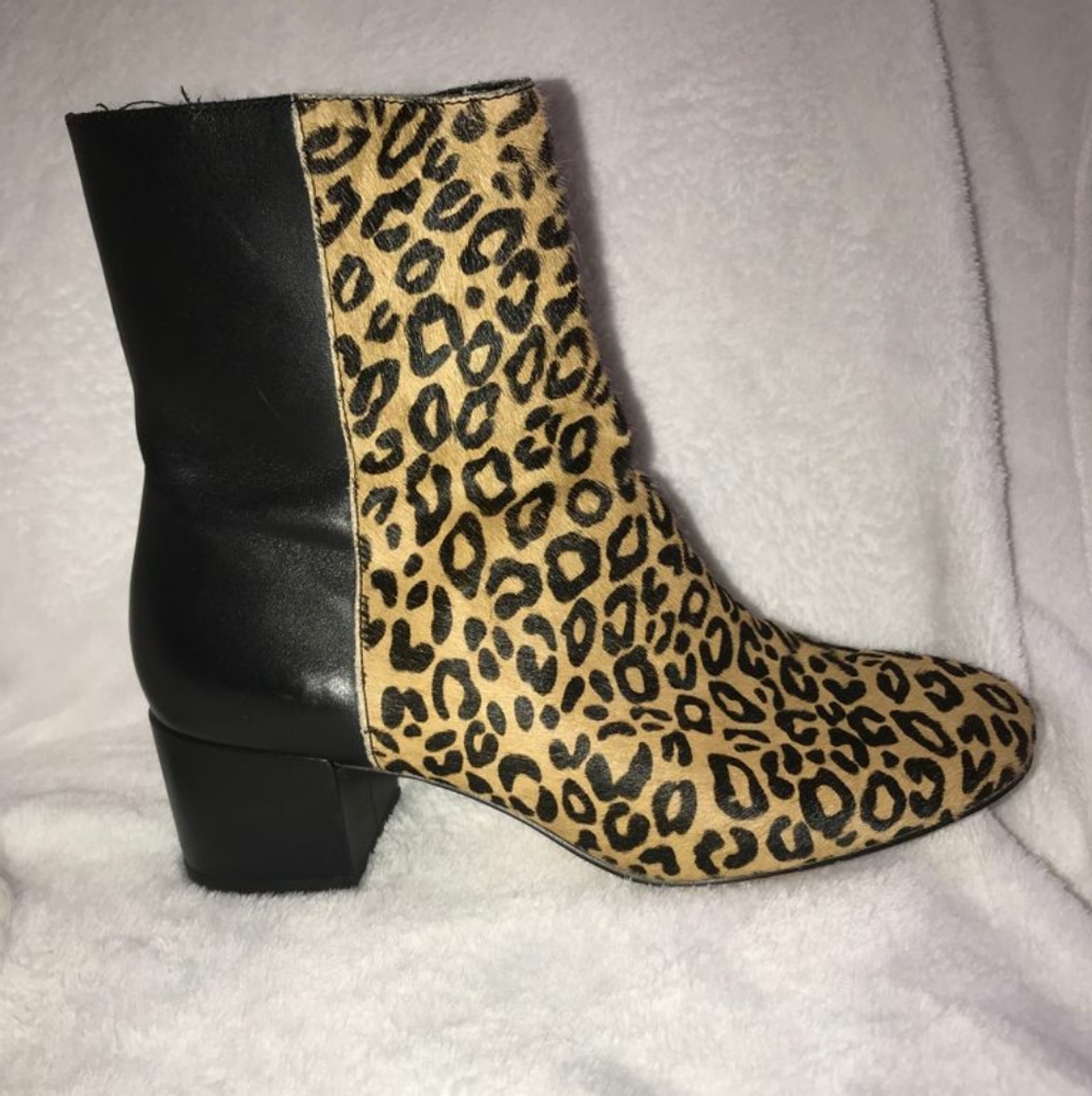 Donald pliner booties